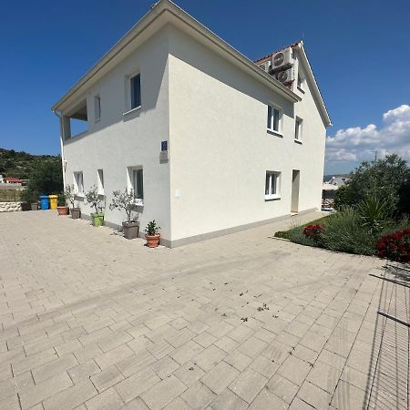 Holiday Home Mb Ražanj المظهر الخارجي الصورة