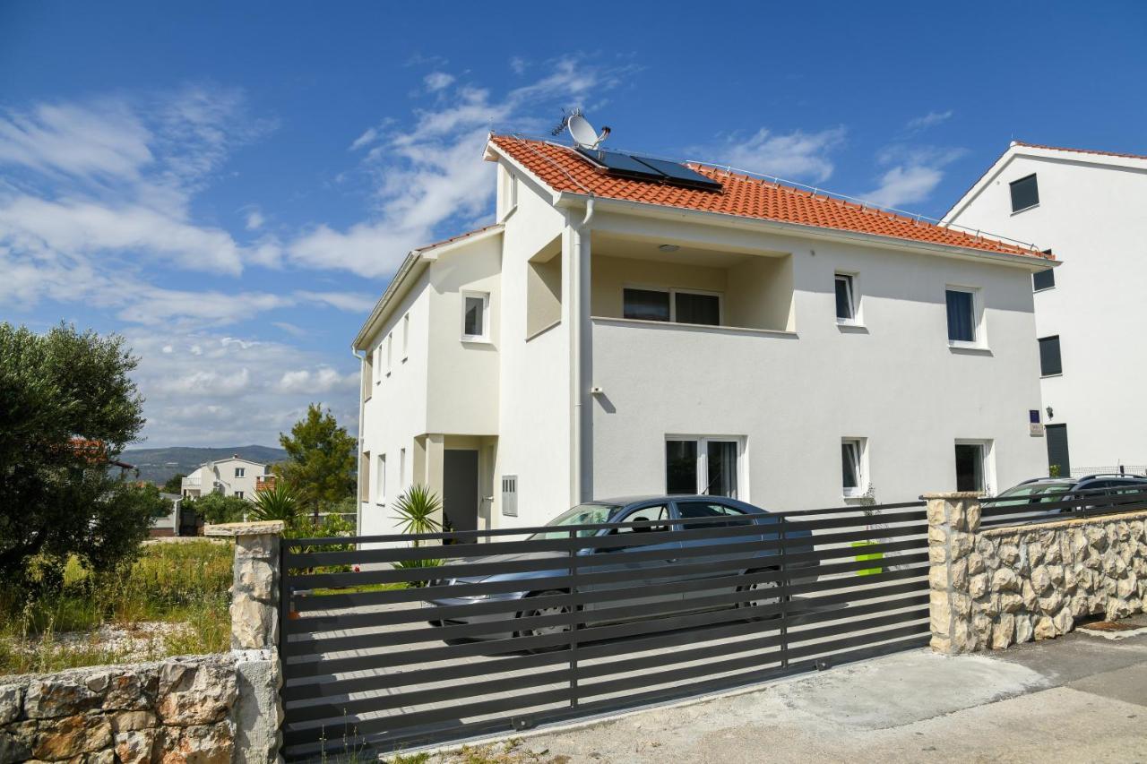 Holiday Home Mb Ražanj المظهر الخارجي الصورة