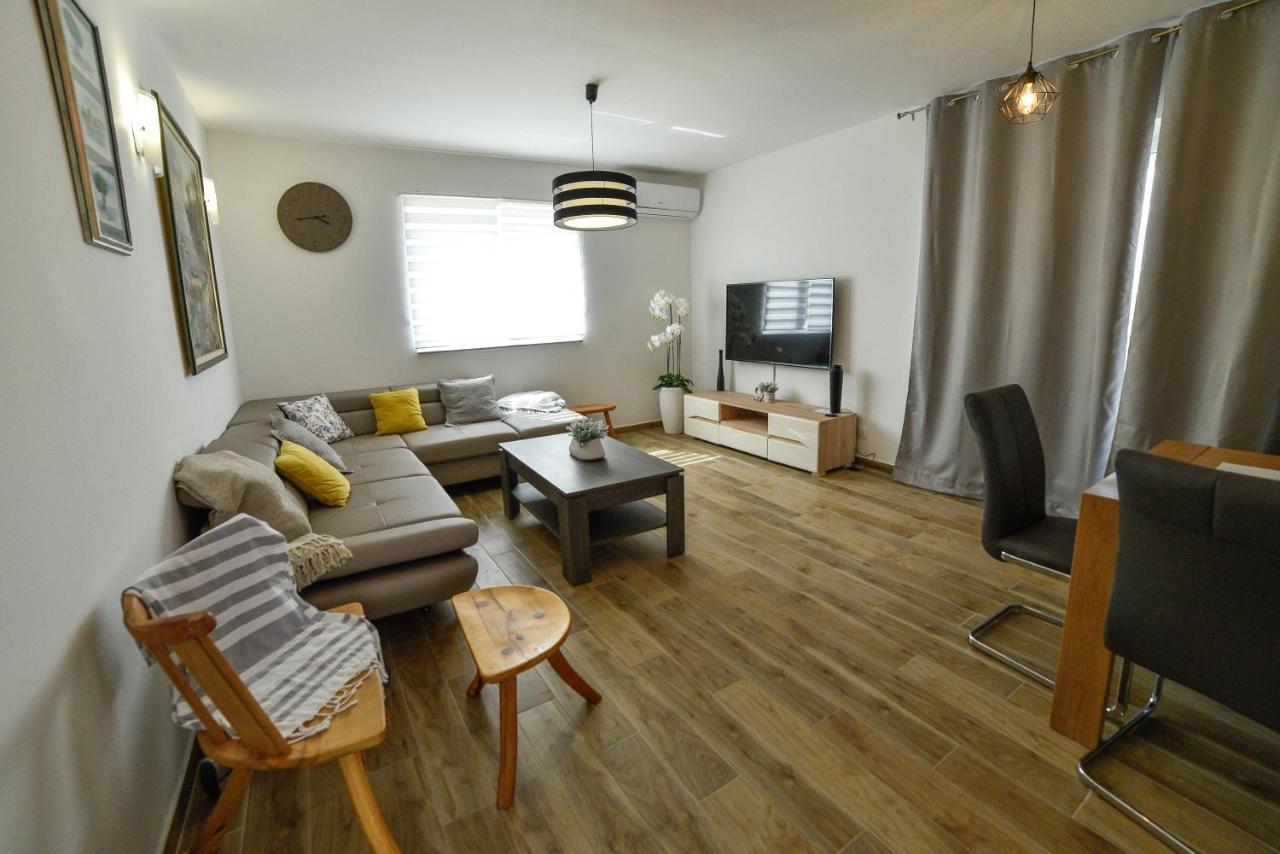 Holiday Home Mb Ražanj المظهر الخارجي الصورة