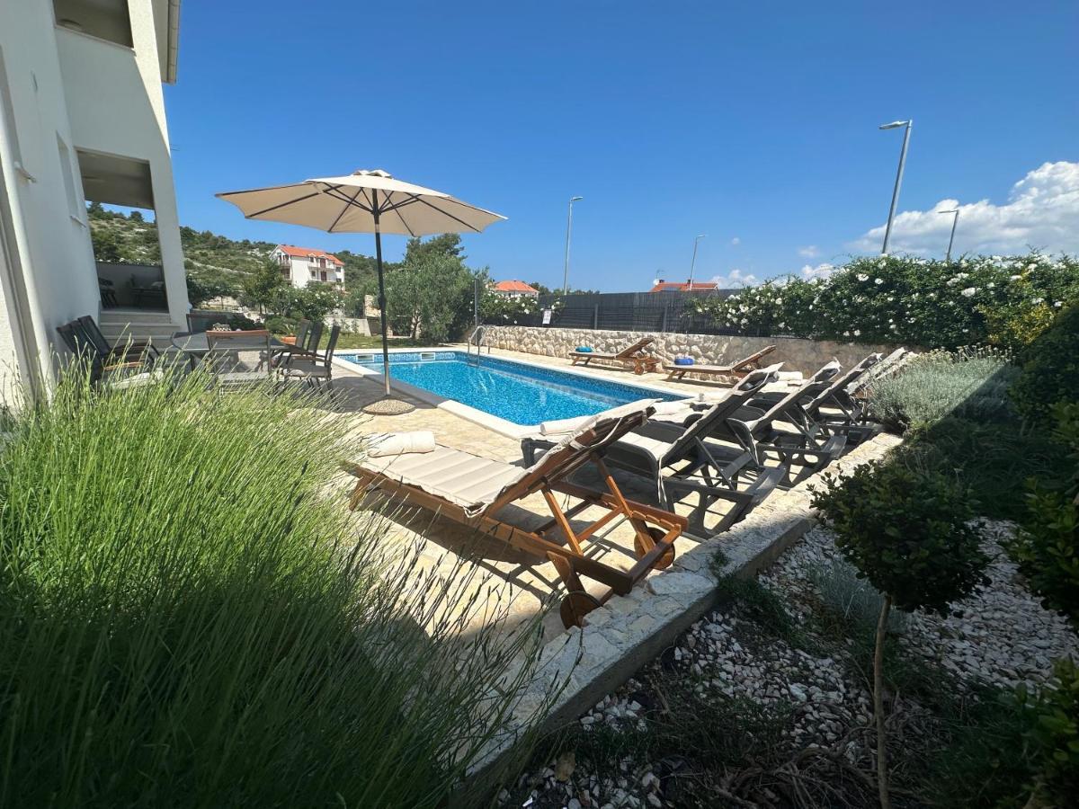 Holiday Home Mb Ražanj المظهر الخارجي الصورة
