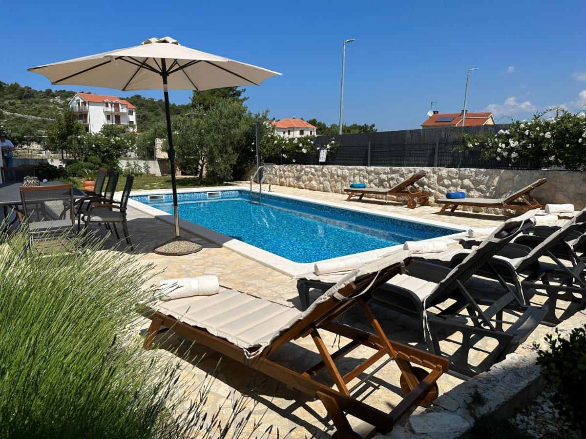 Holiday Home Mb Ražanj المظهر الخارجي الصورة